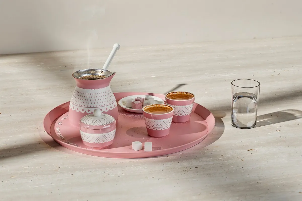 The Milje special edition set on a pink tray